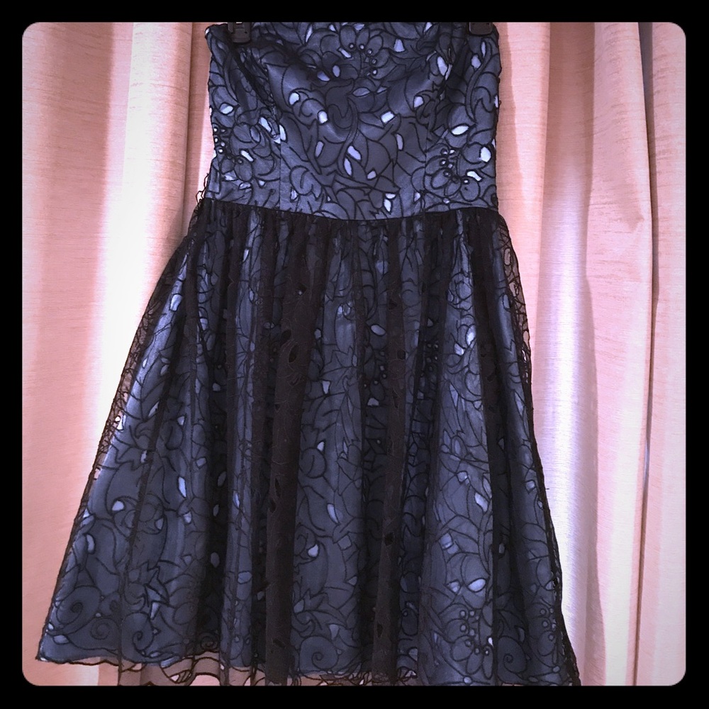 NWT Beautiful Adrianna Papell Boutique Dress